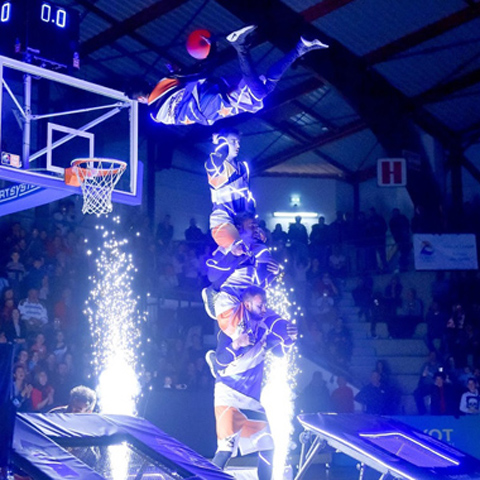 Barjots Dunkers Acrobatic Basketball Team