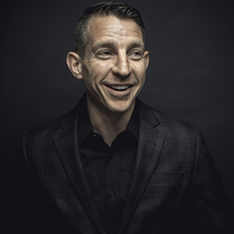Dan Waldschmidt Inspirational Speaker Life Coach Portrait